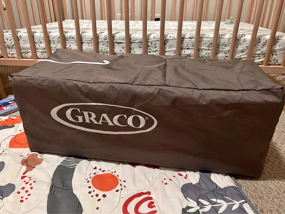 Graco pack and play