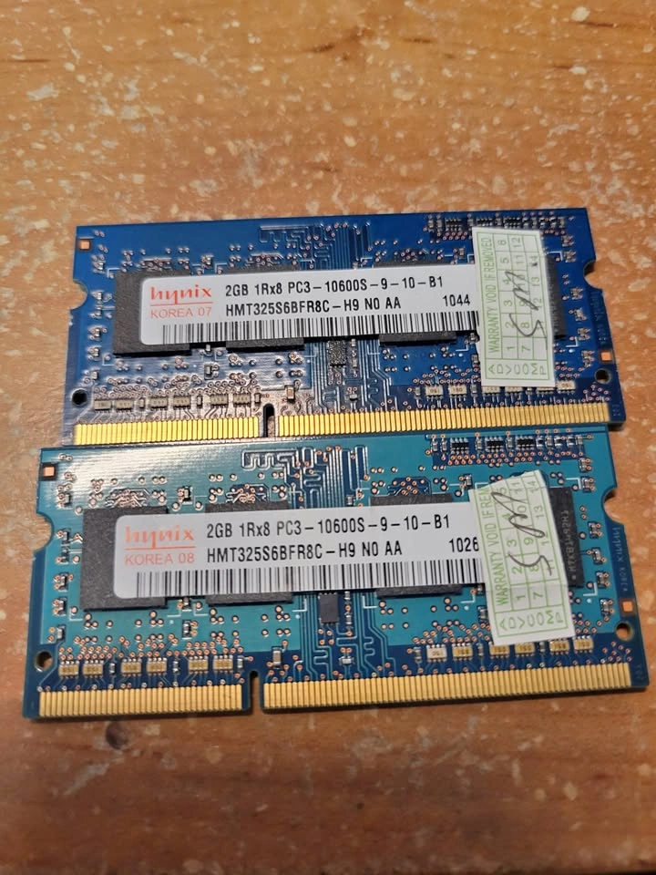 2x 2GB (4GB) PC3-10600s DDR3 1333 SODIMM Laptop Memory
