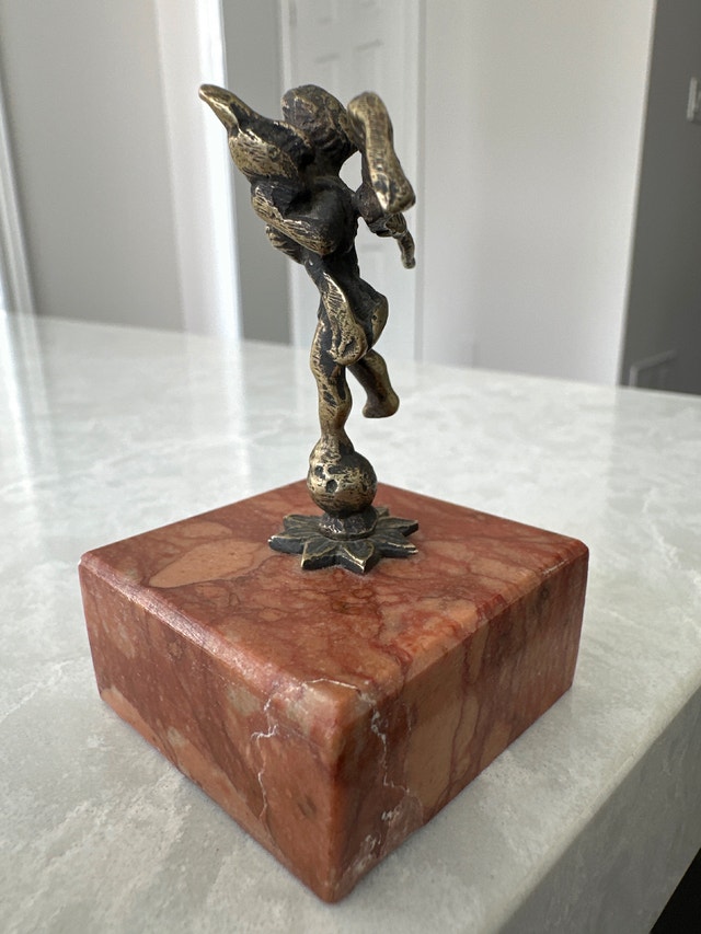 Vintage neoclassical style brass winged cherub (putto) figurine - photo 3