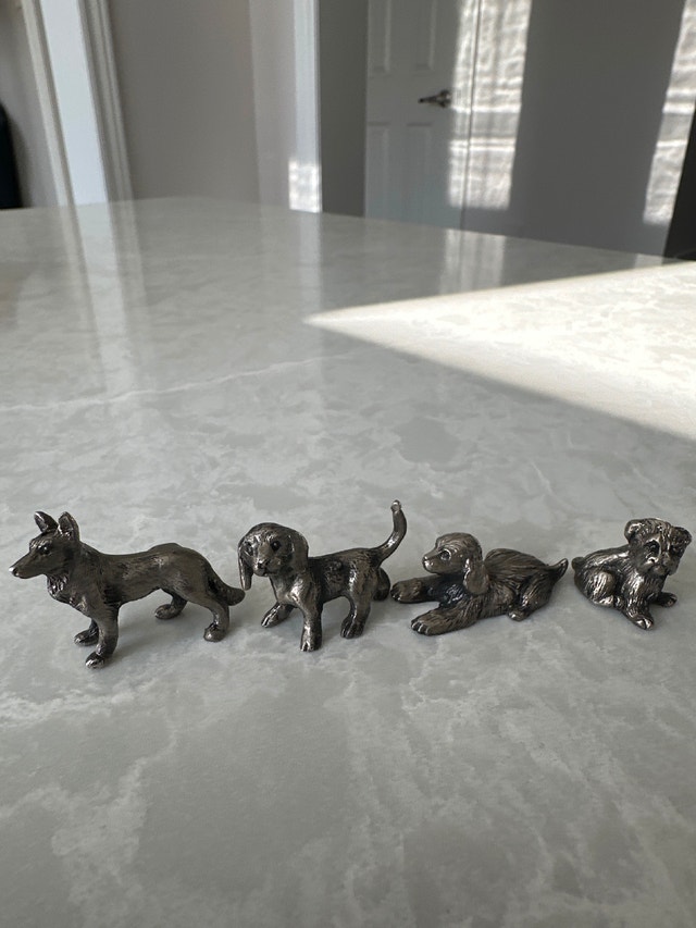Solid metal vintage miniature dog figurines. Set of 13. - photo 5