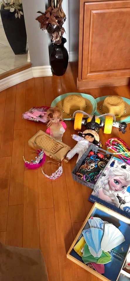 Kids toys and puzzles games