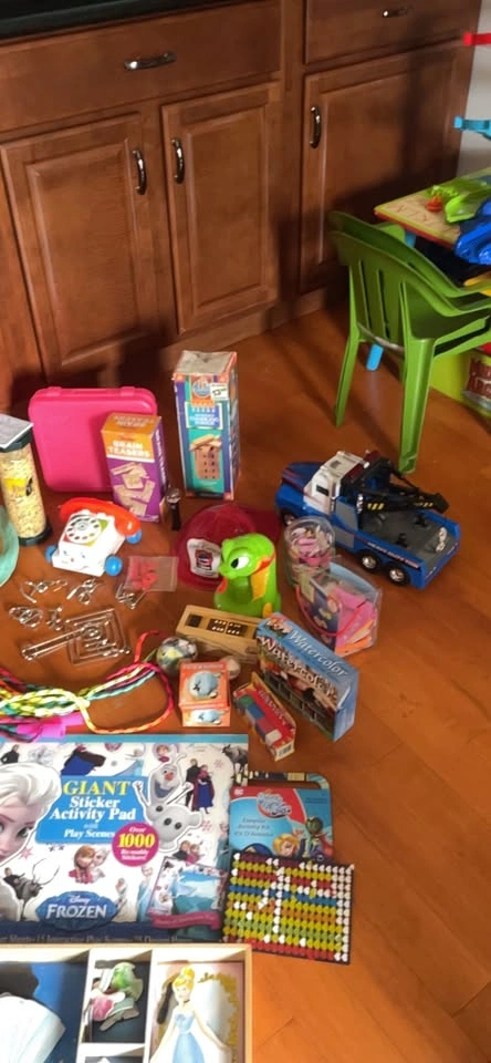 Kids toys and puzzles games - photo 3