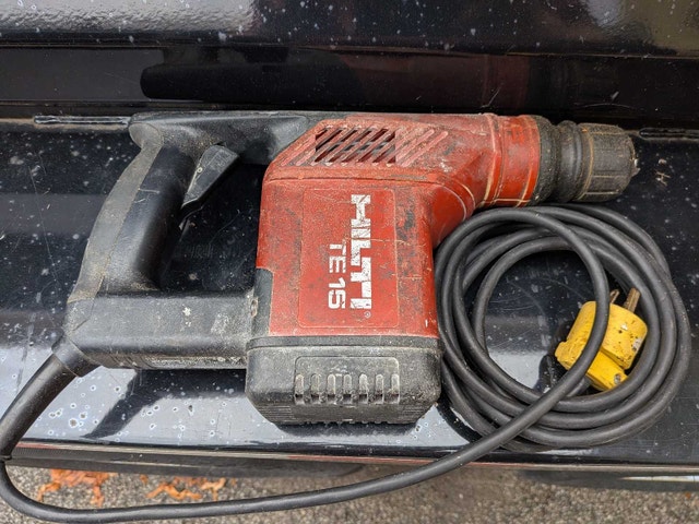 Hilti TE 15 Rotary Hammer Drill - photo 2