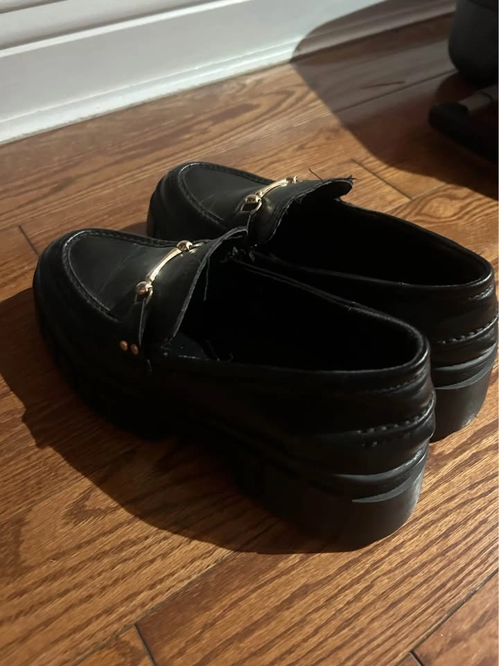 Women’s Shoes Size 7.5 Black Leather Platform Loafers - photo 2