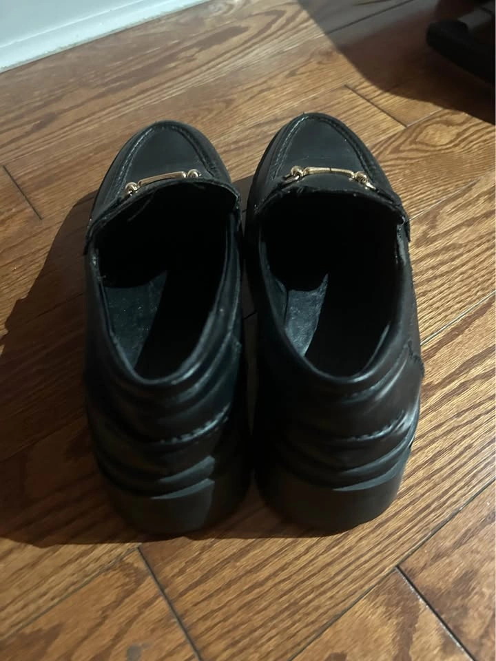 Women’s Shoes Size 7.5 Black Leather Platform Loafers - photo 4