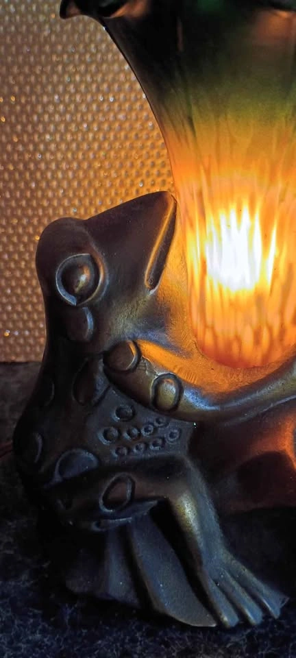 Frog Tulip Tiffany Lamp Brass Blown Glass Vintage Rare - photo 2