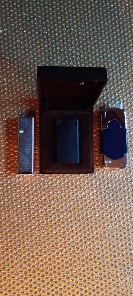 Vintage Lighters Lot of 3 Various Eras Brands As Is Non Working - photo 5