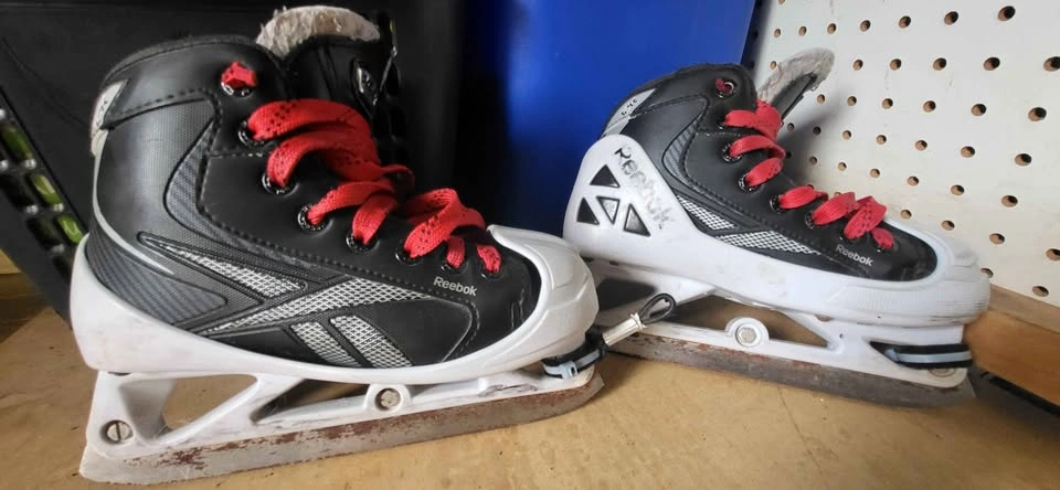 REEBOK GOALIE SKATES - photo 4
