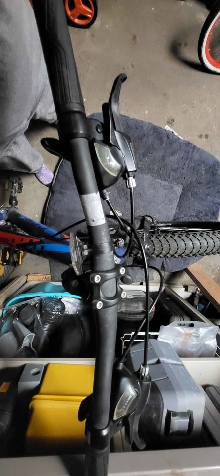CCM TRAILHEAD HARD TAIL MOUNTAIN BIKE - photo 4