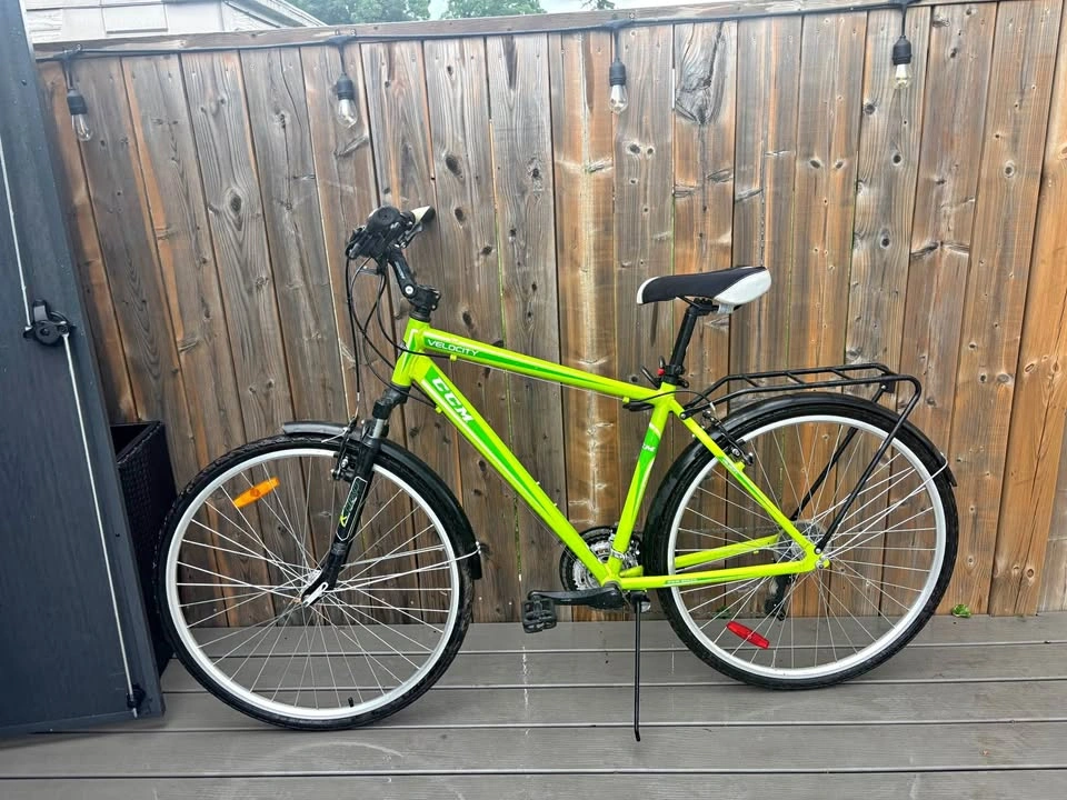 CCM Velocity 700c MTB / Commuter Bike