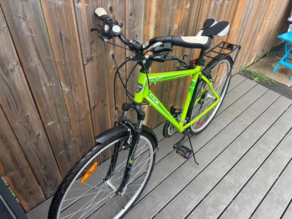 CCM Velocity 700c MTB / Commuter Bike - photo 2