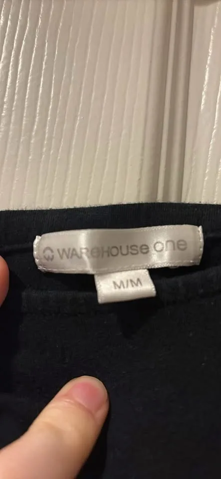 Black and patterned dress image indicator(2)