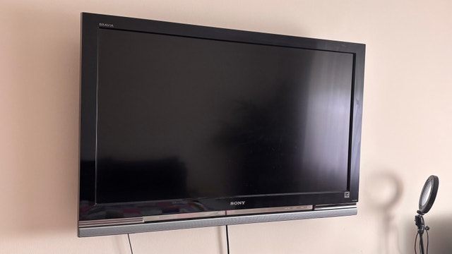 Sony BRAVIA KDL-40W4100 TV