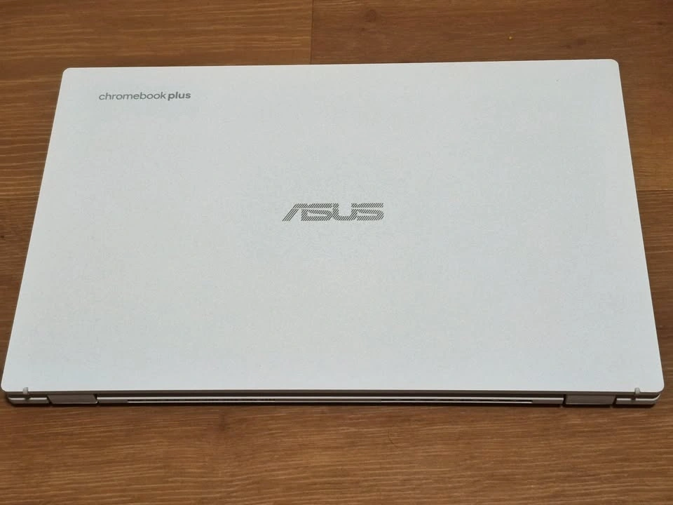 Asus CX3402 Chromebook Plus - photo 2