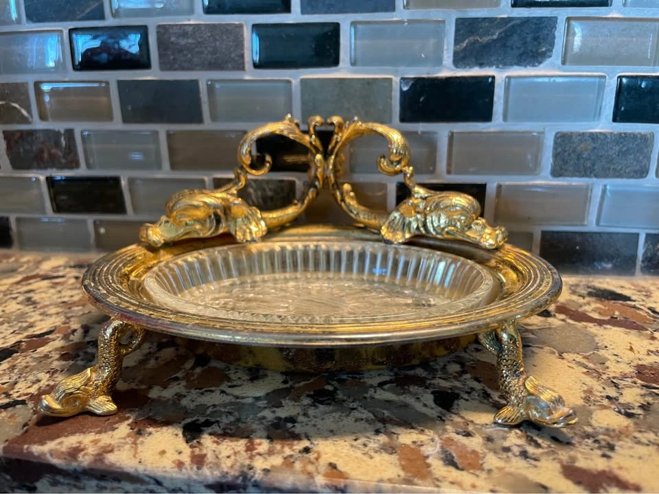 Vintage Gilded Brass Dolphin Soap Dish / Vanity Tray - photo 2