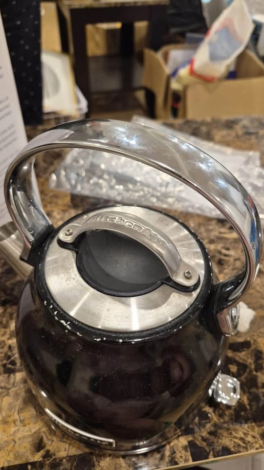 KitchenAid Electric Kettle - photo 5