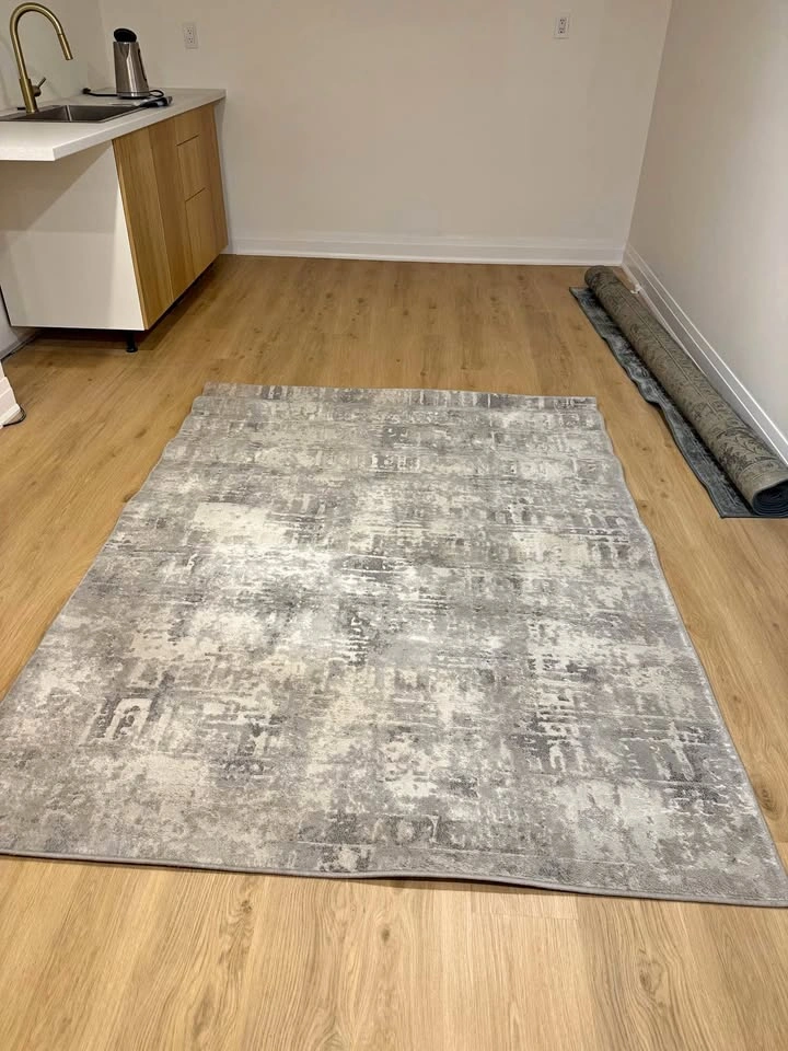 Hometrends Area Rug