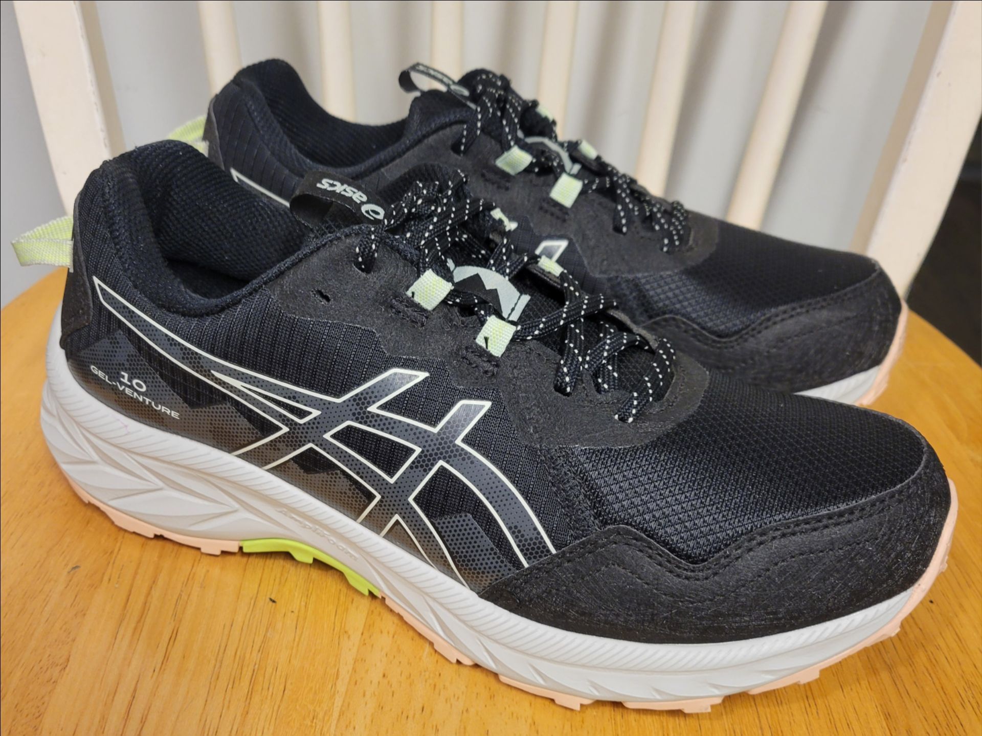 Asics Women's Gel-Venture 10 Running Shoes Size 10 NEW