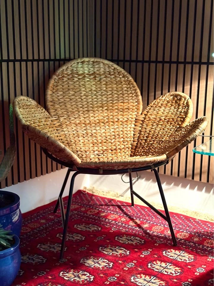 VINTAGE MCM WOVEN DAISY JUTE ACCENT CHAIR! - photo 4