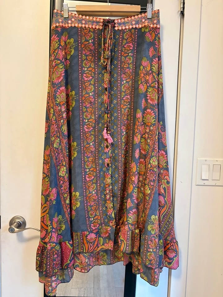 Bohemian Floral Print Maxi Skirt (S/M)
