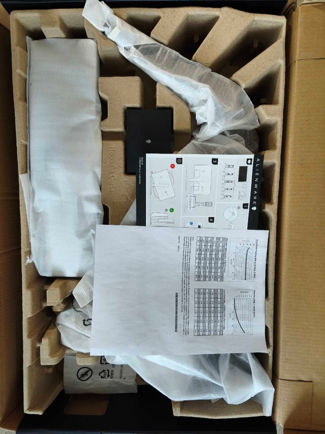 Alienware AW2723DF 280hz Gaming Monitor OBO - photo 2