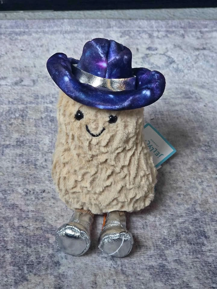 Jellycat Space Peanut 🥜✨