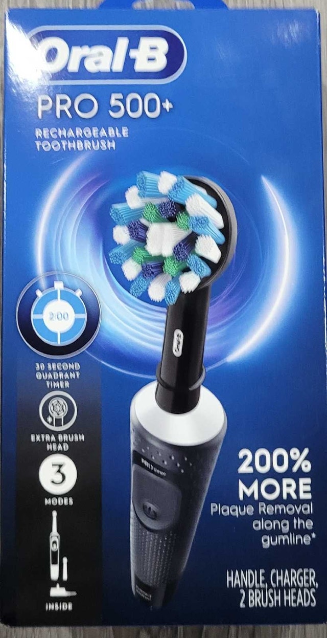 Oral-B Pro 500+ Rechargeable Electric Toothbrush (Black)