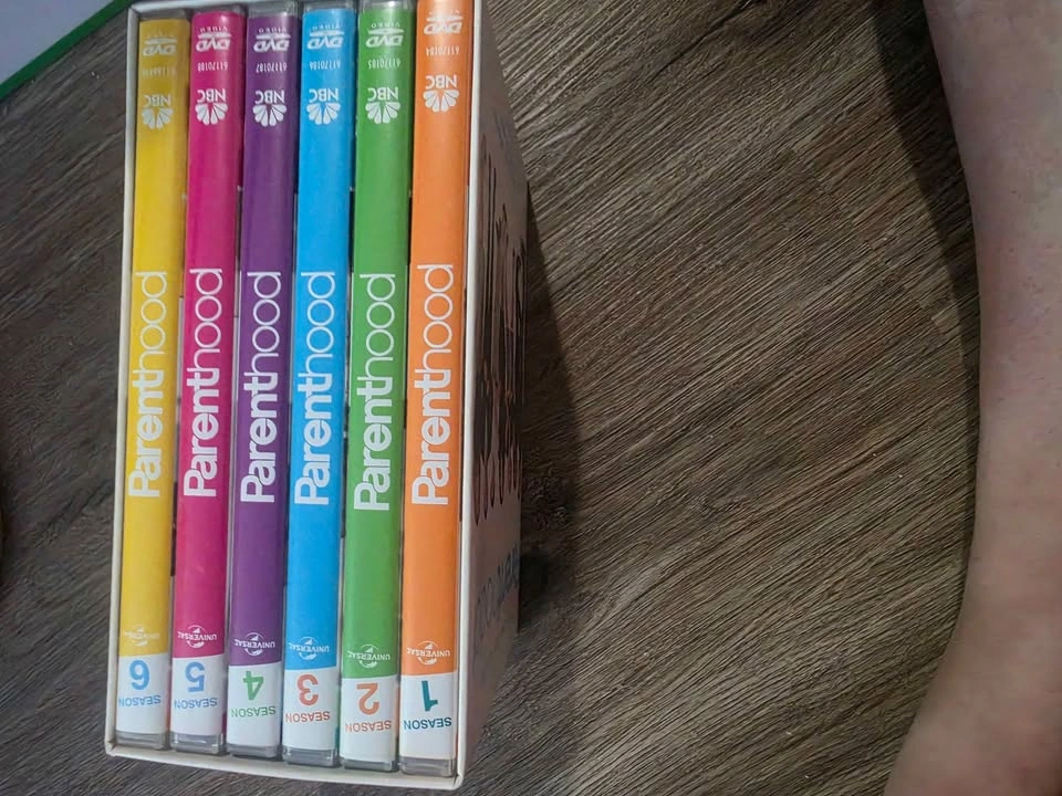 Parenthood Complete Series DVD Box Set - photo 2