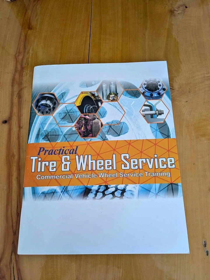 Truck/Trailer/Bus Tire and Wheel-End Training Book