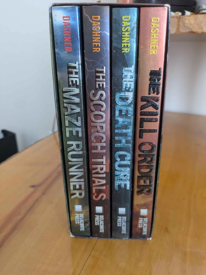Maze Runner 4-book Collection - photo 3