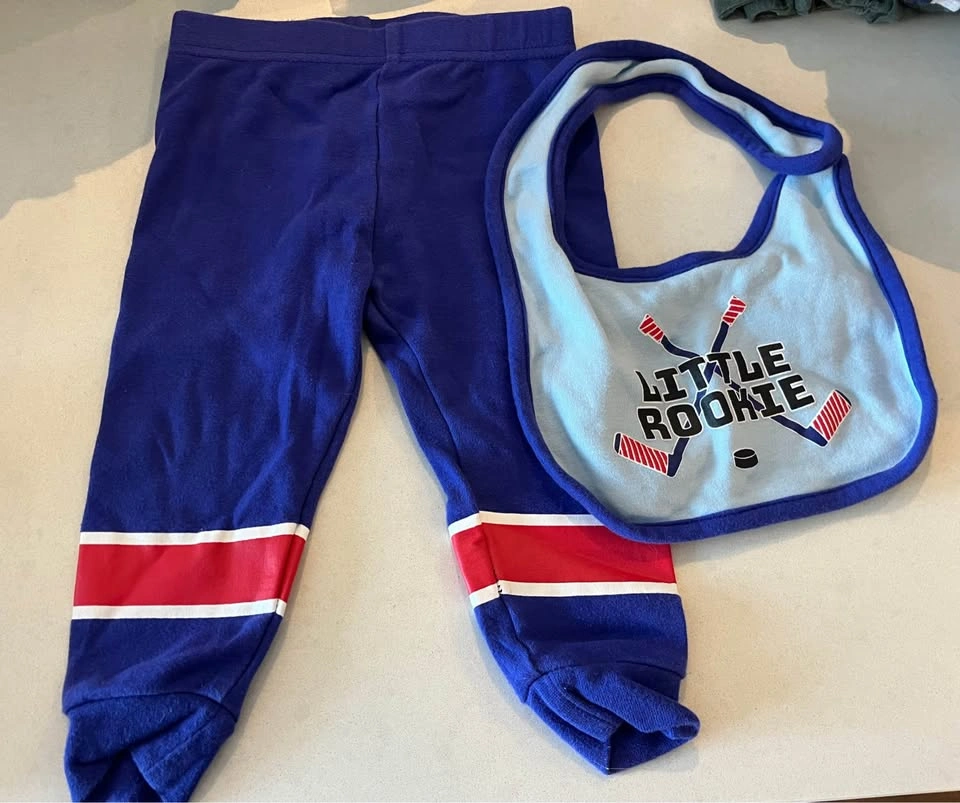 Gertex Baby Hockey Sleeper, Pants, and Bib Set - photo 2