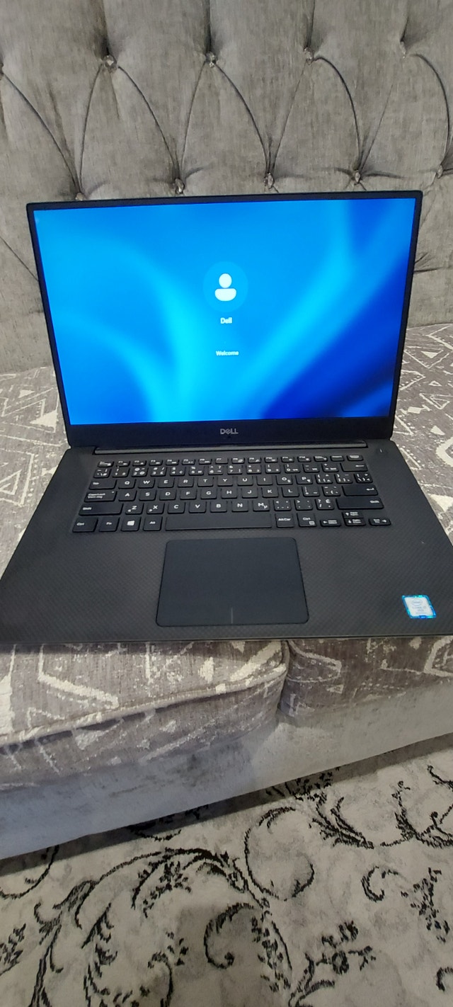 Dell Precision 5530 Laptop