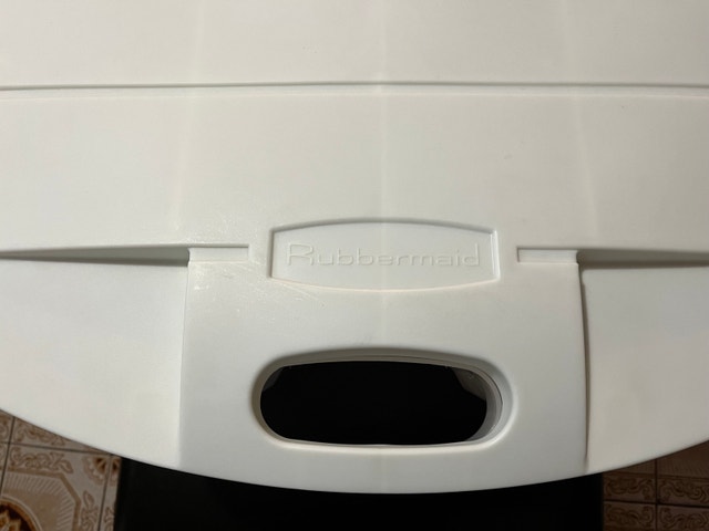 Rubbermaid Storage Tote - photo 2