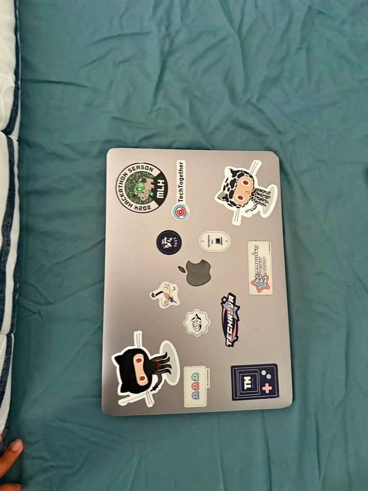MacBook Pro 13” M1 2020 - 8GB RAM - 256GB - Excellent Condition