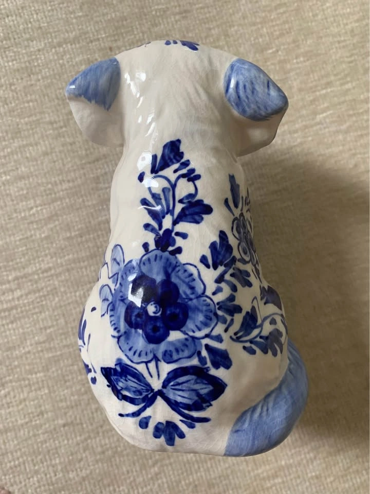 Adorable Vintage Hand Painted Delft Blue Dog Figurine Coin Bank - photo 4