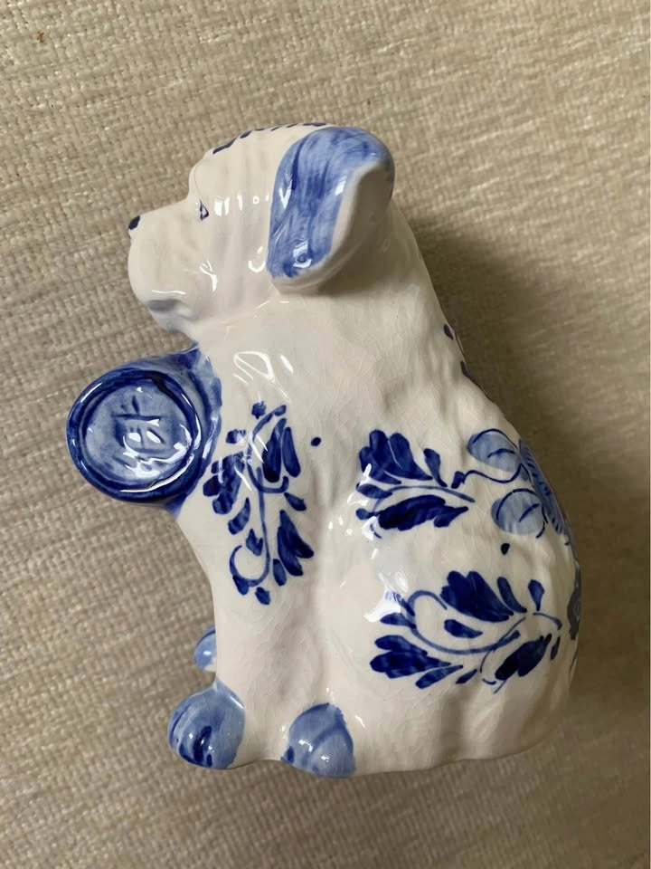 Adorable Vintage Hand Painted Delft Blue Dog Figurine Coin Bank - photo 5