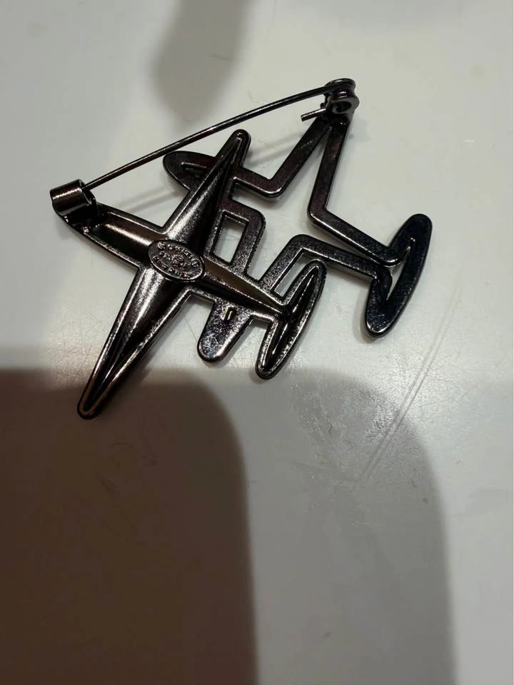 Airplane Brooch - photo 4