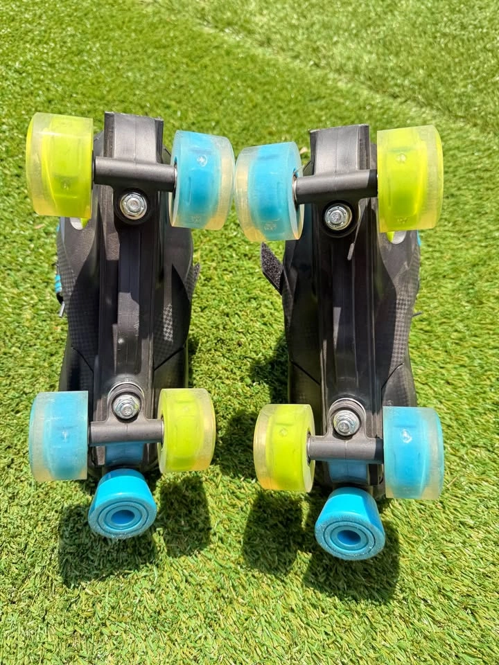 Adjustable Roller Skates size L (5-8) - photo 5