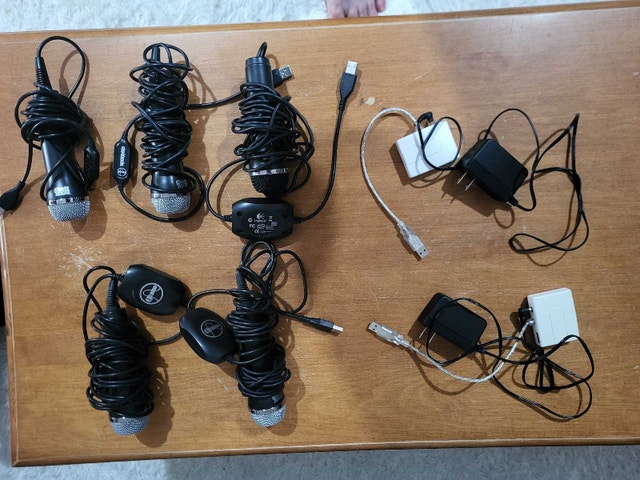 Rockband and Guitar Hero USB Microphones & USB Splitters