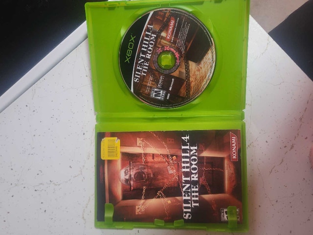 silent hill 4 the room xbox CIB - photo 2