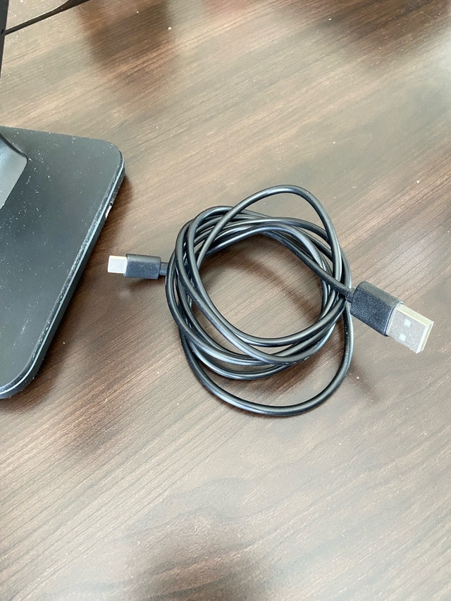 Charging station base (iPhone AirPods Apple Watch) - photo 4