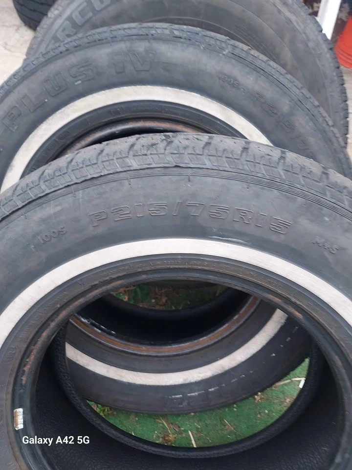 3x 215/75/15 tires - photo 3