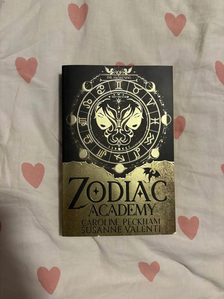 Zodiac Academy: The Awakening (ZA #1) - photo 4