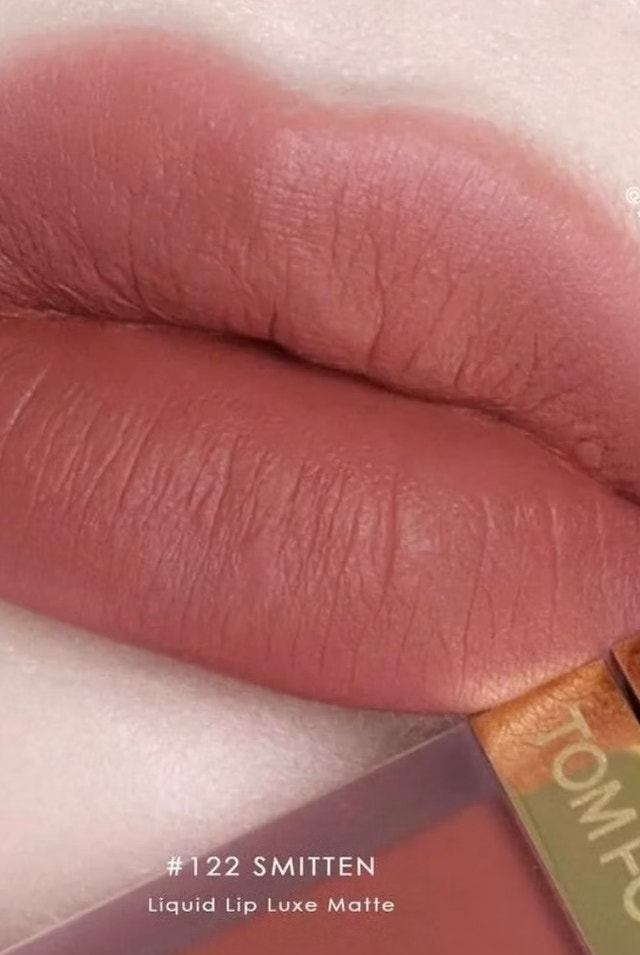 NWT : Tom Ford liquid lip luxe matte #122 smitten 6ml - photo 2