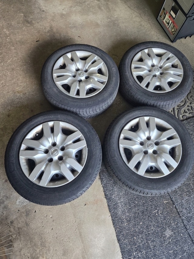 Michelin 215/60R16 Winter Tires