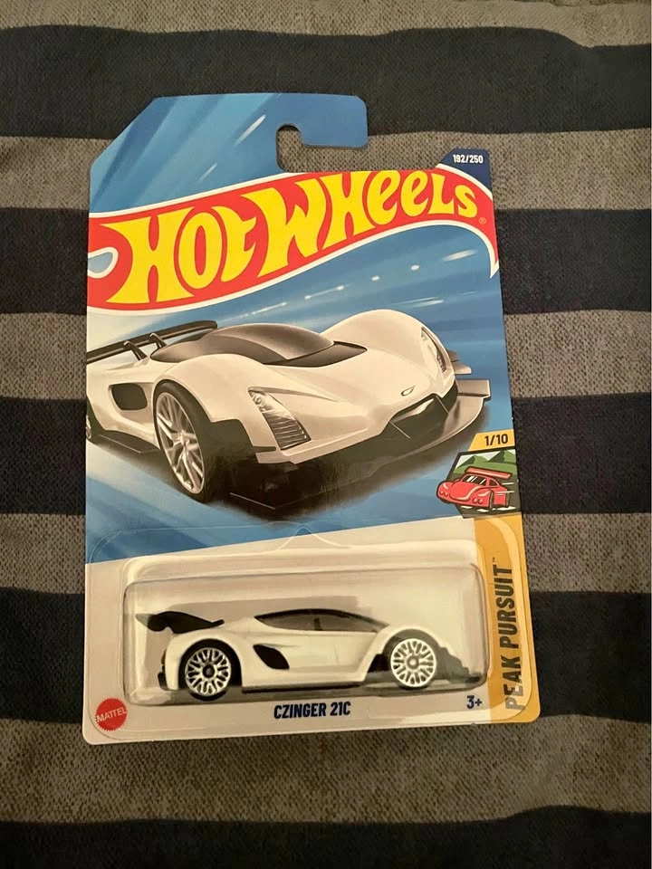 Hot Wheels White Czinger 21C