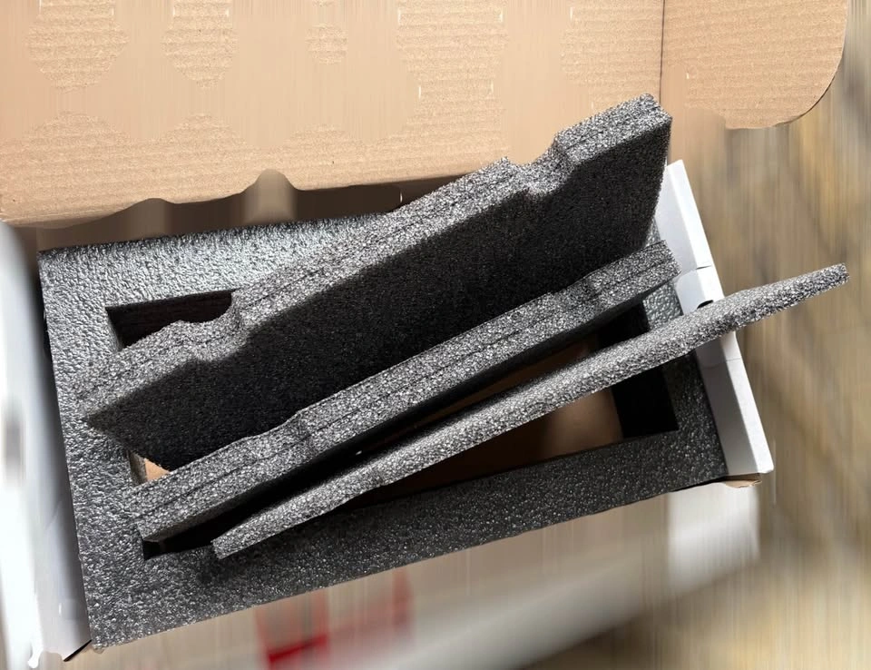 Shipping box w/ Protective Foam Inserts - photo 4