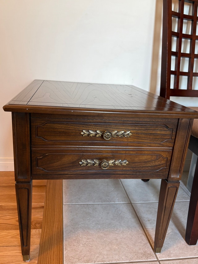 Wood end table with Drawer - photo 2