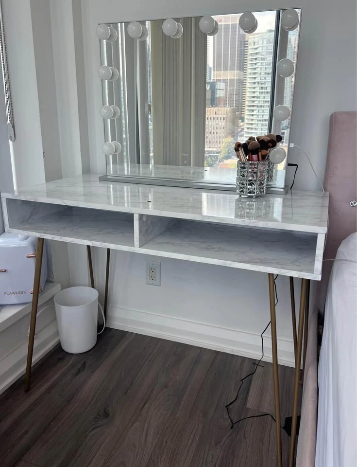 White Marble Writing Desk / Makeup Vanity (Gold Legs) - photo 2