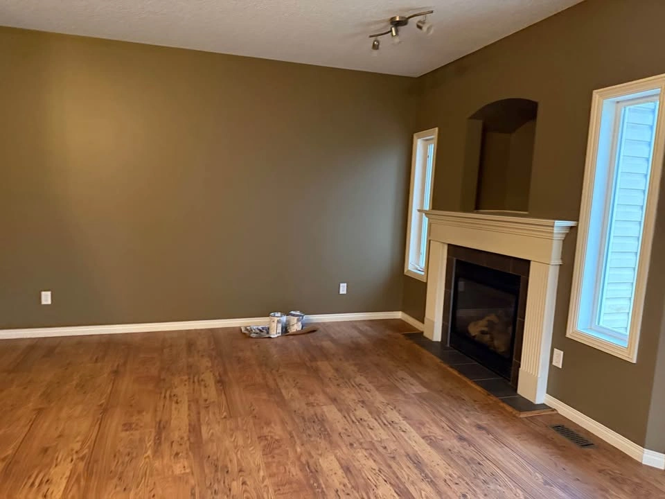 3 Beds 2 Baths - House - photo 4